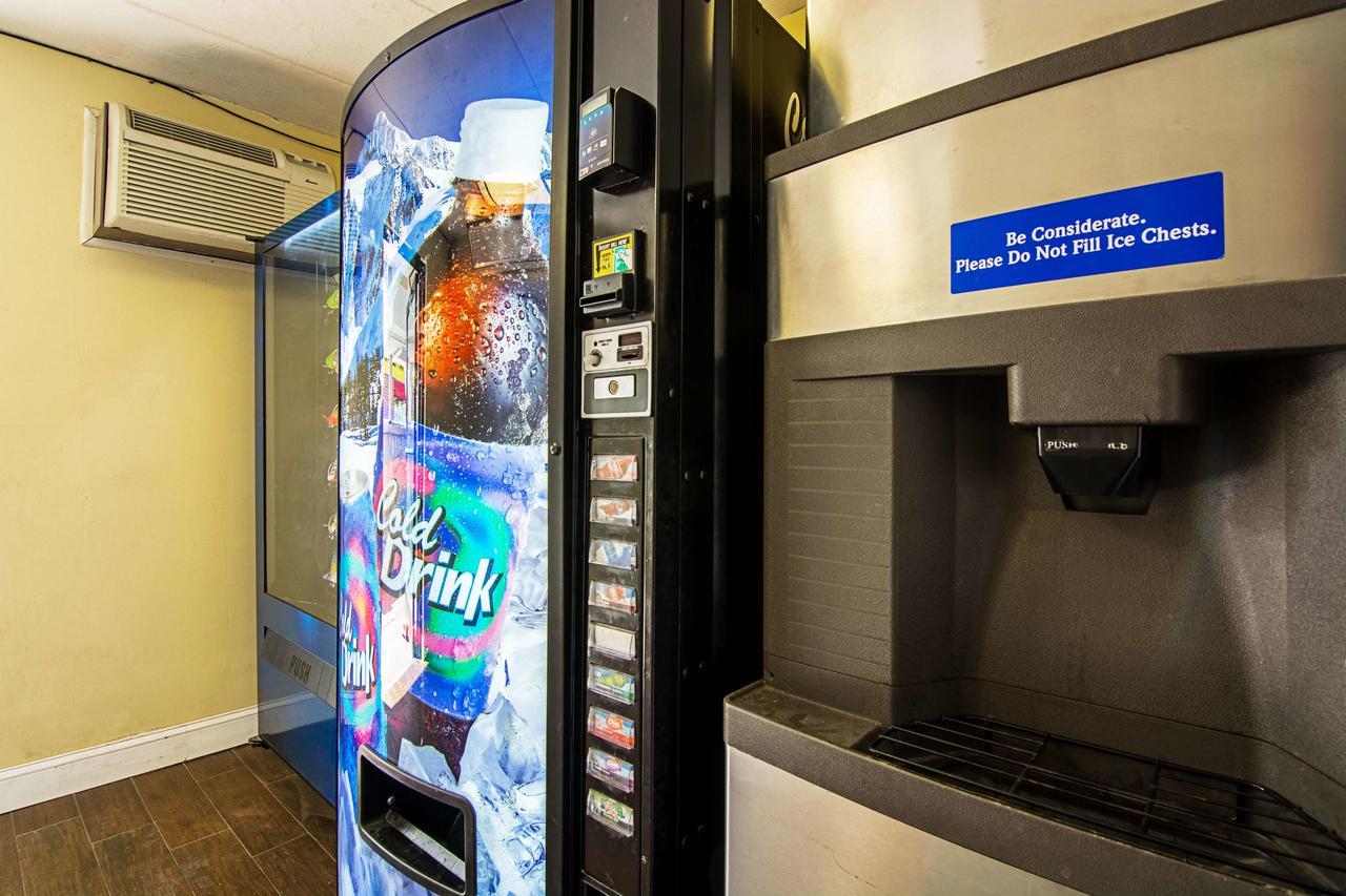 6-charlotte, Nc - Airport 2*